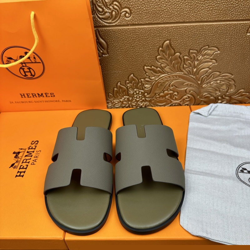 H**mes slippers